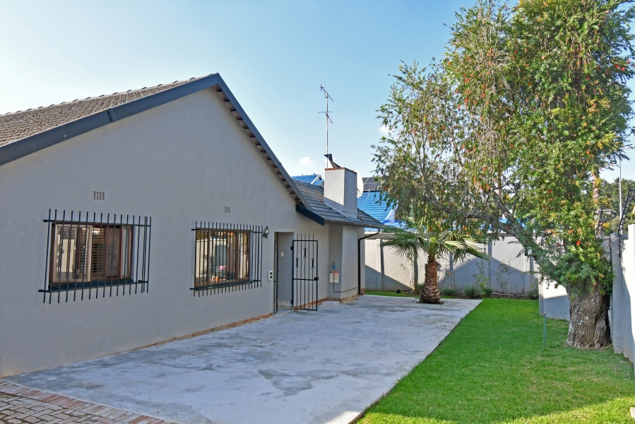 3 Bedroom Property for Sale in Berario Gauteng