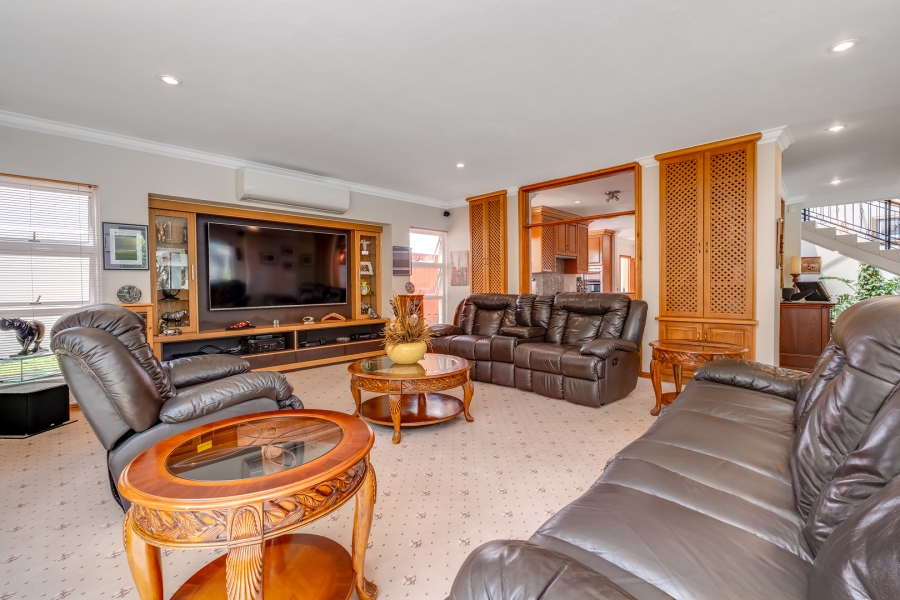 4 Bedroom Property for Sale in Dainfern Golf Estate Gauteng