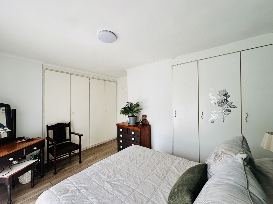 2 Bedroom Property for Sale in Albertsdal Gauteng