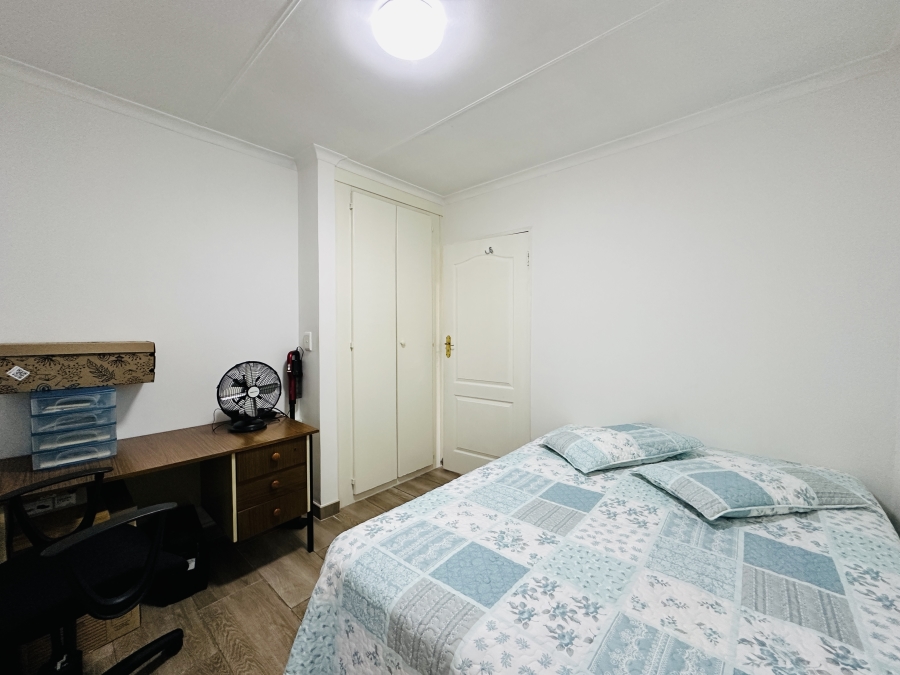 2 Bedroom Property for Sale in Albertsdal Gauteng