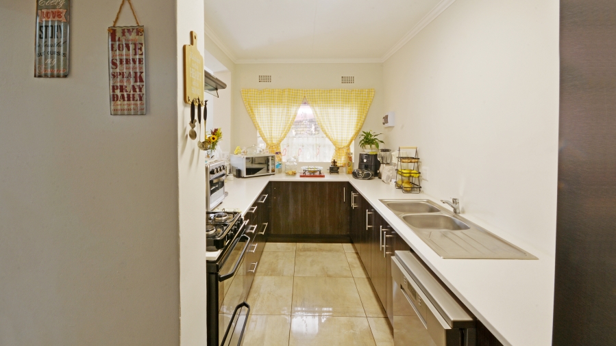 2 Bedroom Property for Sale in Edleen Gauteng