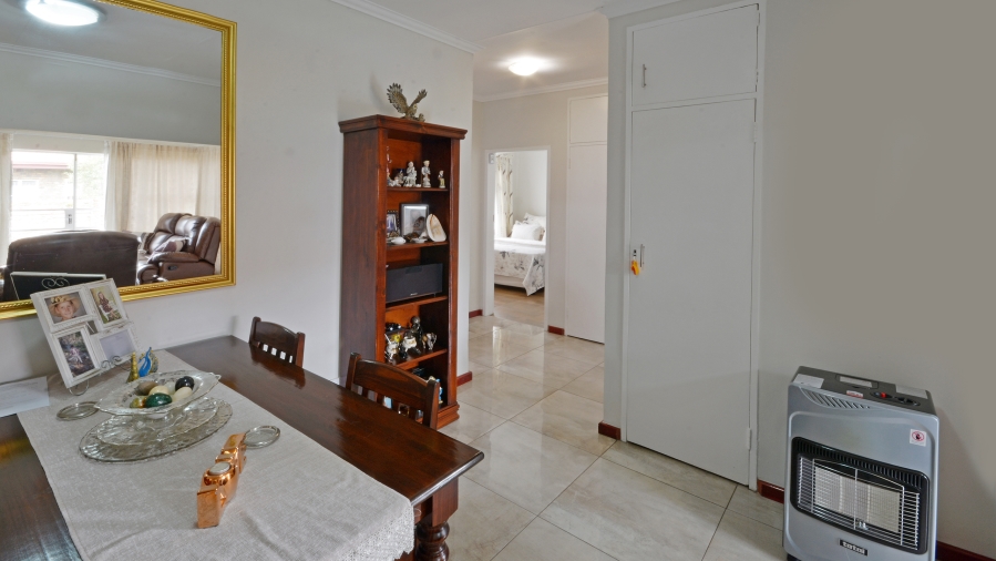 2 Bedroom Property for Sale in Edleen Gauteng