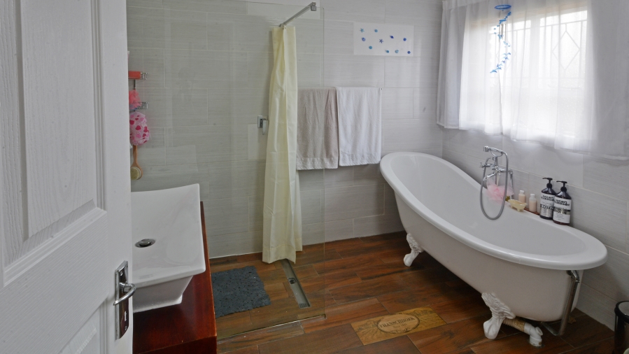 2 Bedroom Property for Sale in Edleen Gauteng