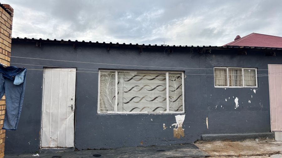 5 Bedroom Property for Sale in Townsview Gauteng