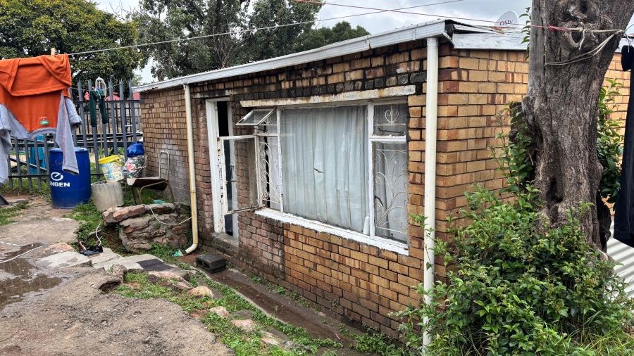 5 Bedroom Property for Sale in Townsview Gauteng