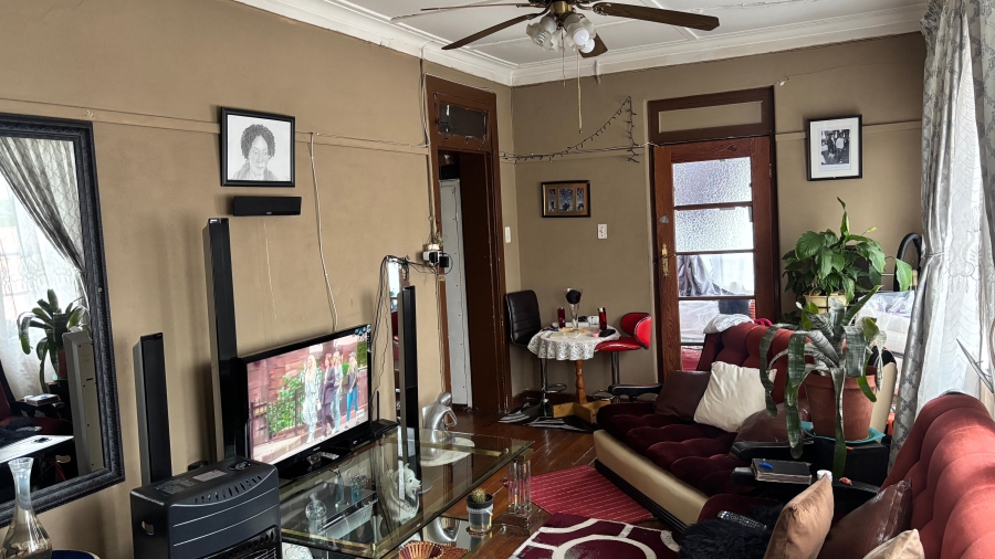 5 Bedroom Property for Sale in Townsview Gauteng