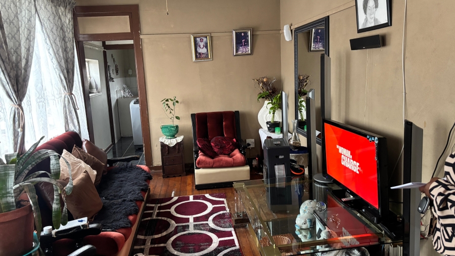 5 Bedroom Property for Sale in Townsview Gauteng