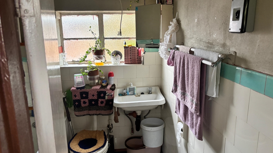 5 Bedroom Property for Sale in Townsview Gauteng