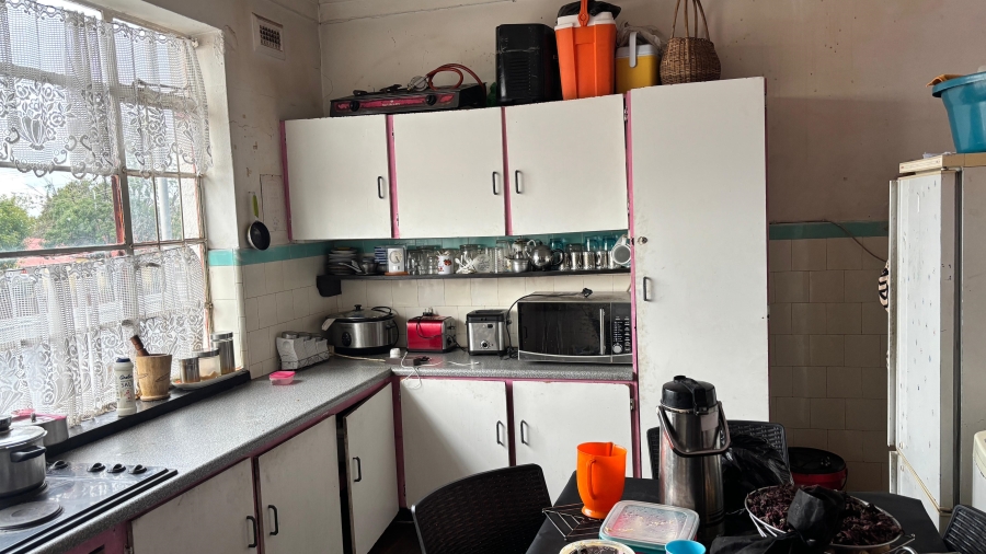 5 Bedroom Property for Sale in Townsview Gauteng