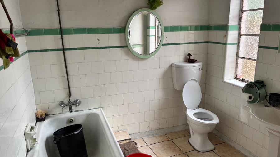 5 Bedroom Property for Sale in Townsview Gauteng