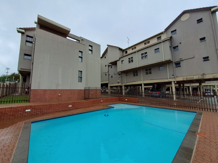 2 Bedroom Property for Sale in Glenanda Gauteng