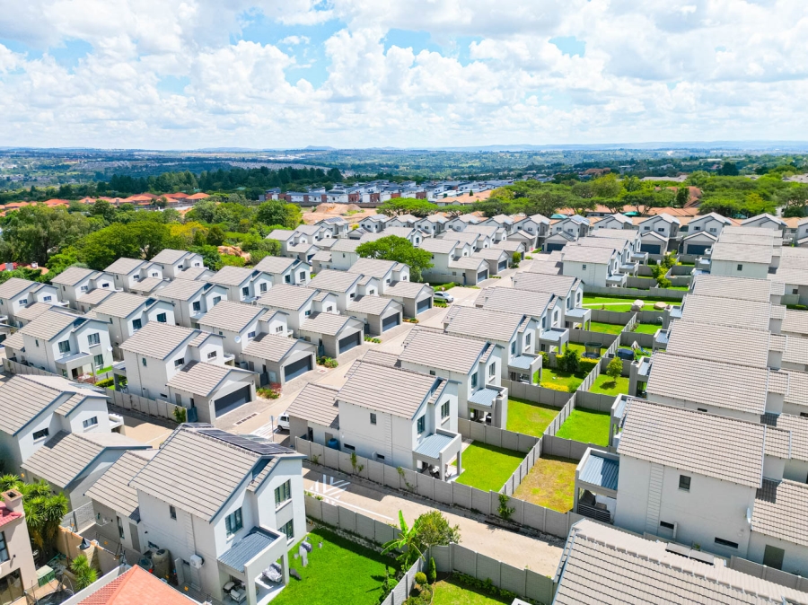 3 Bedroom Property for Sale in Craigavon Gauteng