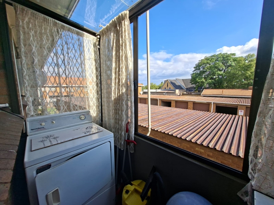 2 Bedroom Property for Sale in Three Rivers Gauteng