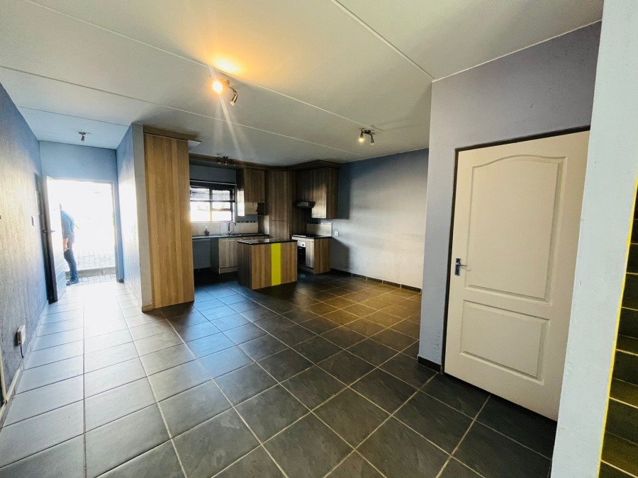 3 Bedroom Property for Sale in Honeydew Grove Gauteng