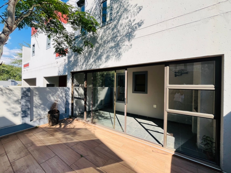 3 Bedroom Property for Sale in Honeydew Grove Gauteng