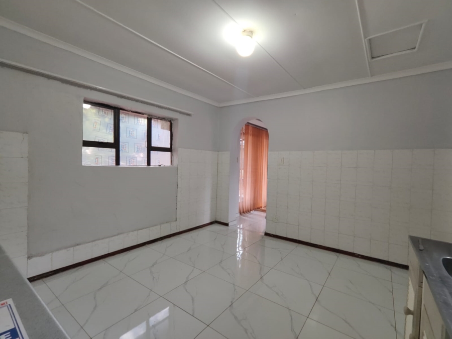 To Let 1 Bedroom Property for Rent in Three Rivers Gauteng