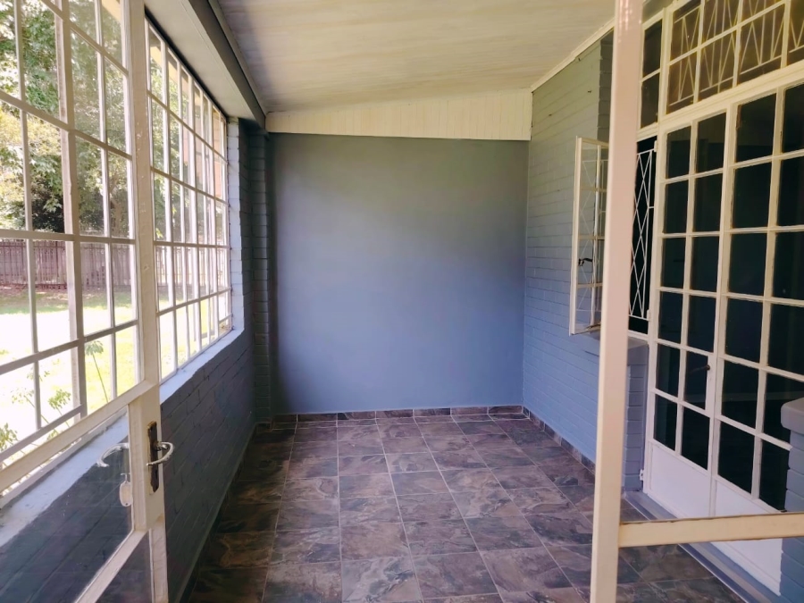4 Bedroom Property for Sale in Struisbult Gauteng