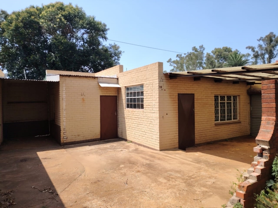 4 Bedroom Property for Sale in Struisbult Gauteng