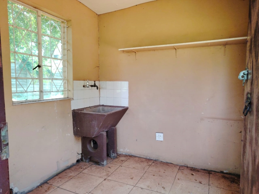 4 Bedroom Property for Sale in Struisbult Gauteng