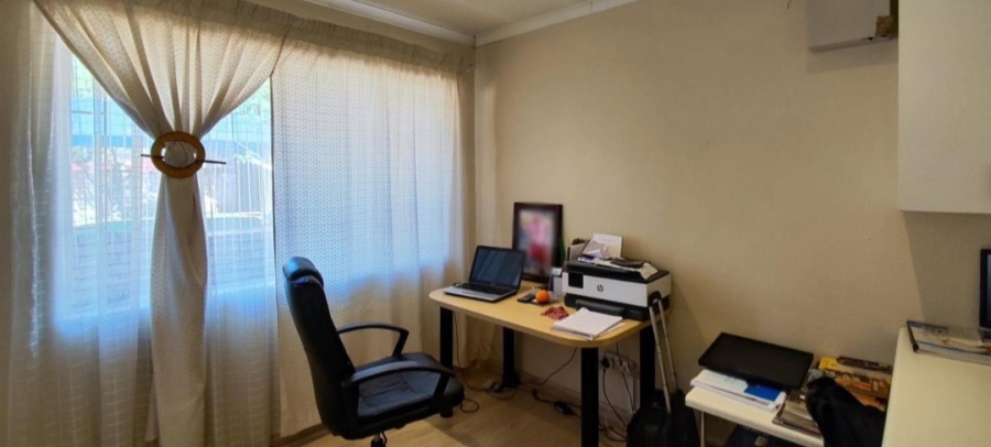 3 Bedroom Property for Sale in Norkem Park Gauteng