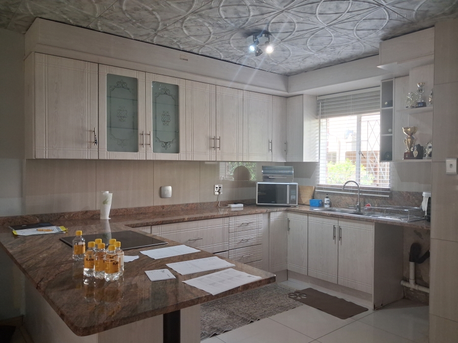 2 Bedroom Property for Sale in Eden Glen Gauteng