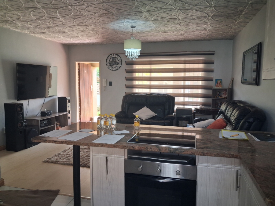 2 Bedroom Property for Sale in Eden Glen Gauteng