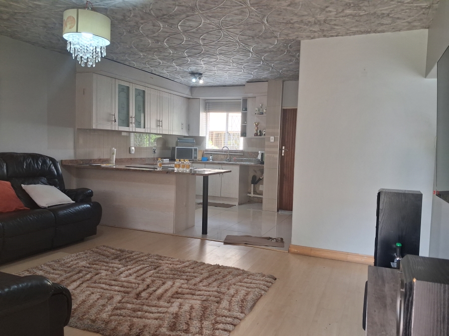 2 Bedroom Property for Sale in Eden Glen Gauteng