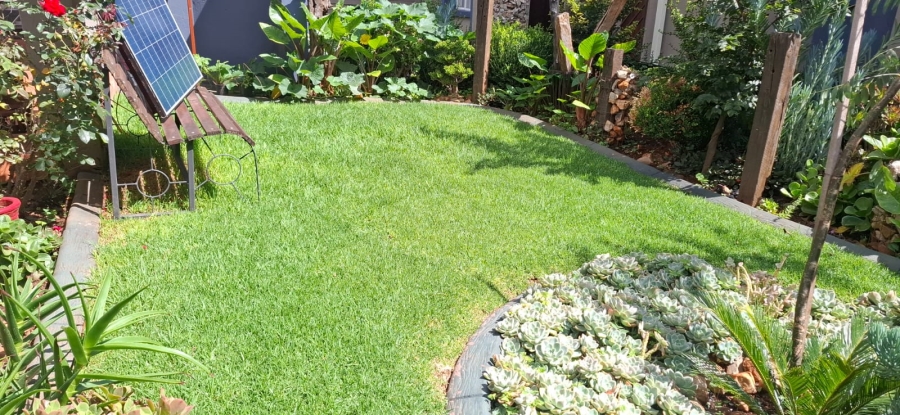 2 Bedroom Property for Sale in Brentwood Gauteng