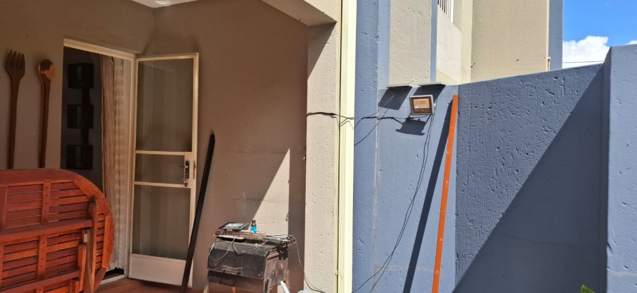 2 Bedroom Property for Sale in Brentwood Gauteng