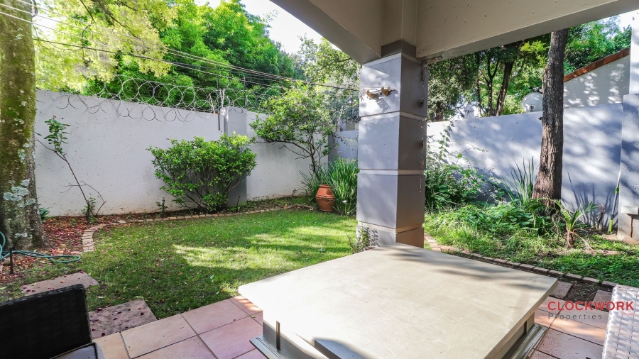 2 Bedroom Property for Sale in Waverley Gauteng