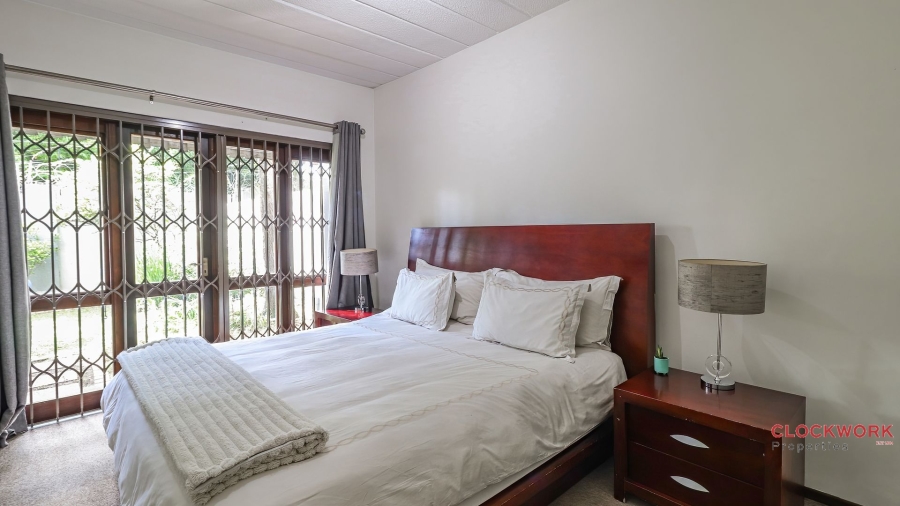 2 Bedroom Property for Sale in Waverley Gauteng