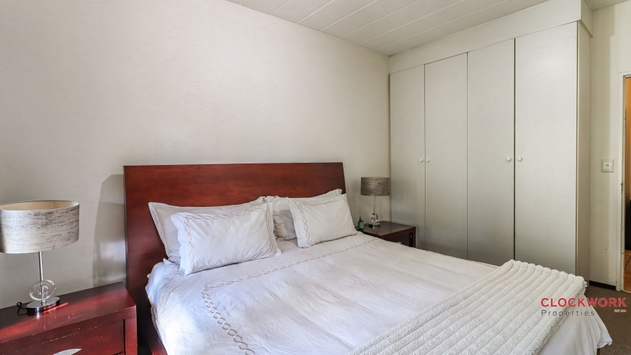 2 Bedroom Property for Sale in Waverley Gauteng