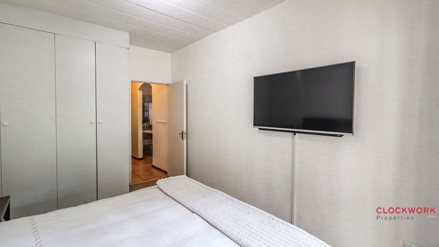 2 Bedroom Property for Sale in Waverley Gauteng