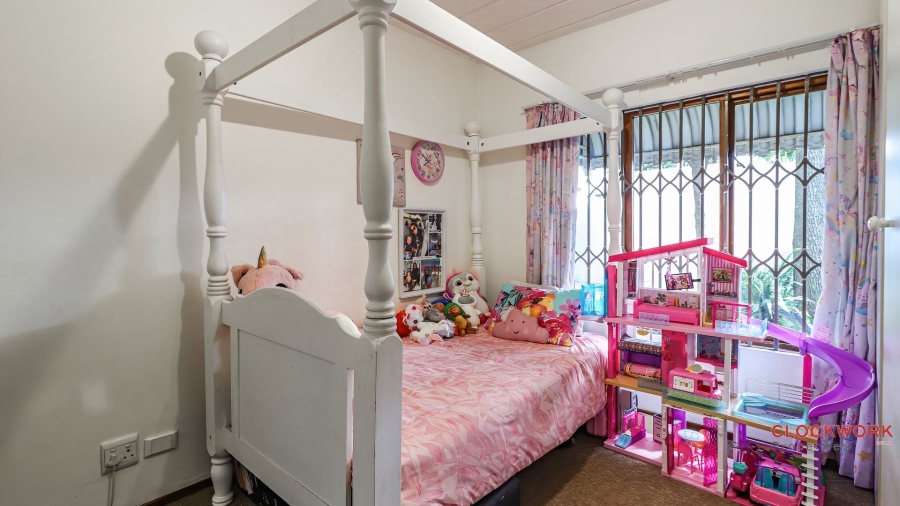 2 Bedroom Property for Sale in Waverley Gauteng