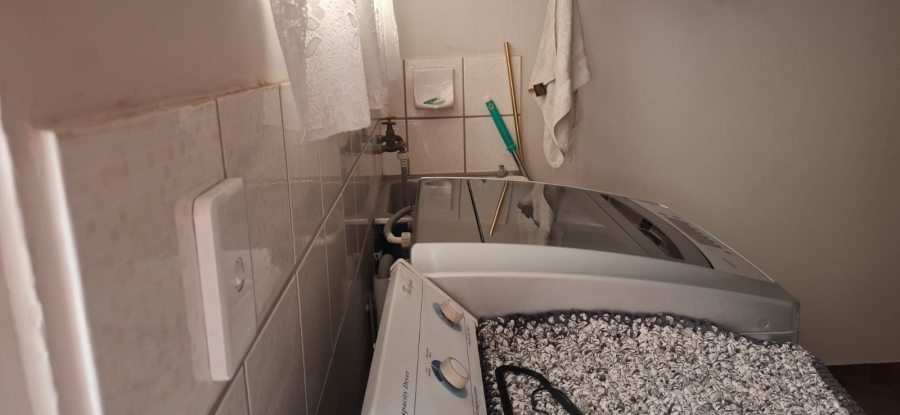 2 Bedroom Property for Sale in Norton Park Gauteng