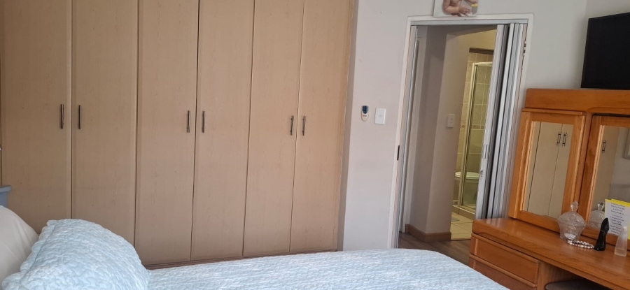 2 Bedroom Property for Sale in Norton Park Gauteng