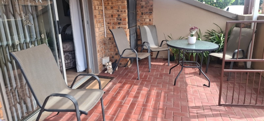 2 Bedroom Property for Sale in Norton Park Gauteng