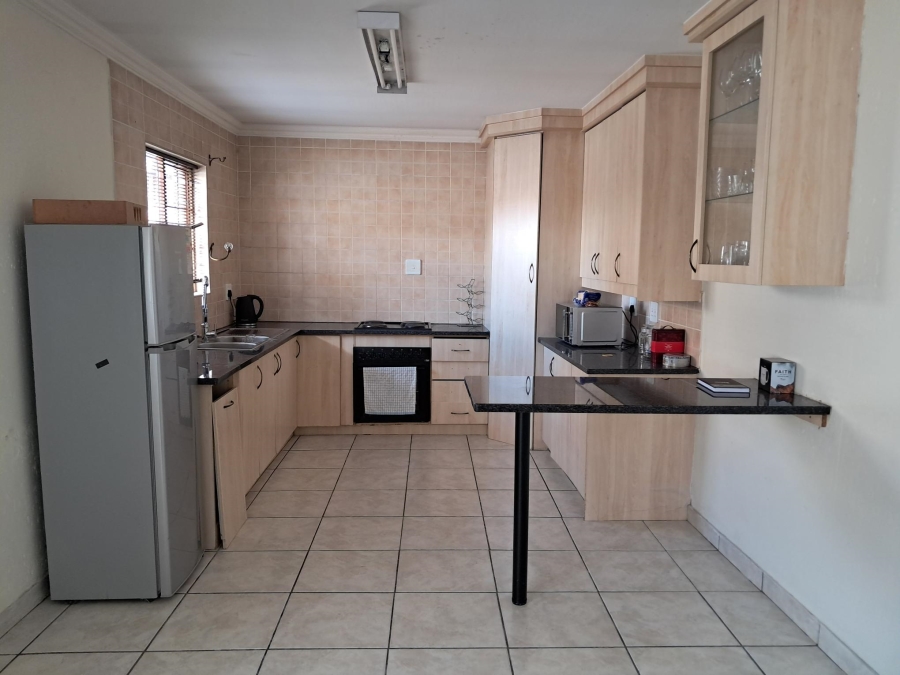 3 Bedroom Property for Sale in Sonneveld Gauteng