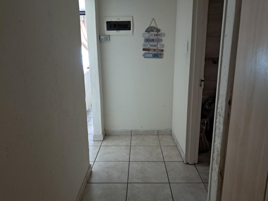 3 Bedroom Property for Sale in Sonneveld Gauteng
