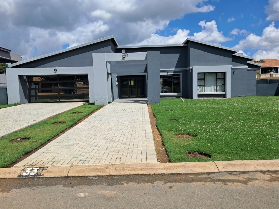 3 Bedroom Property for Sale in Helderwyk Gauteng