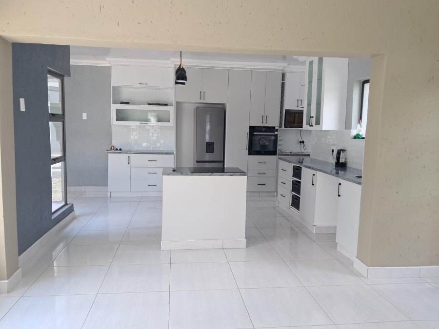 3 Bedroom Property for Sale in Helderwyk Gauteng