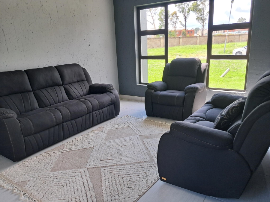 3 Bedroom Property for Sale in Helderwyk Gauteng