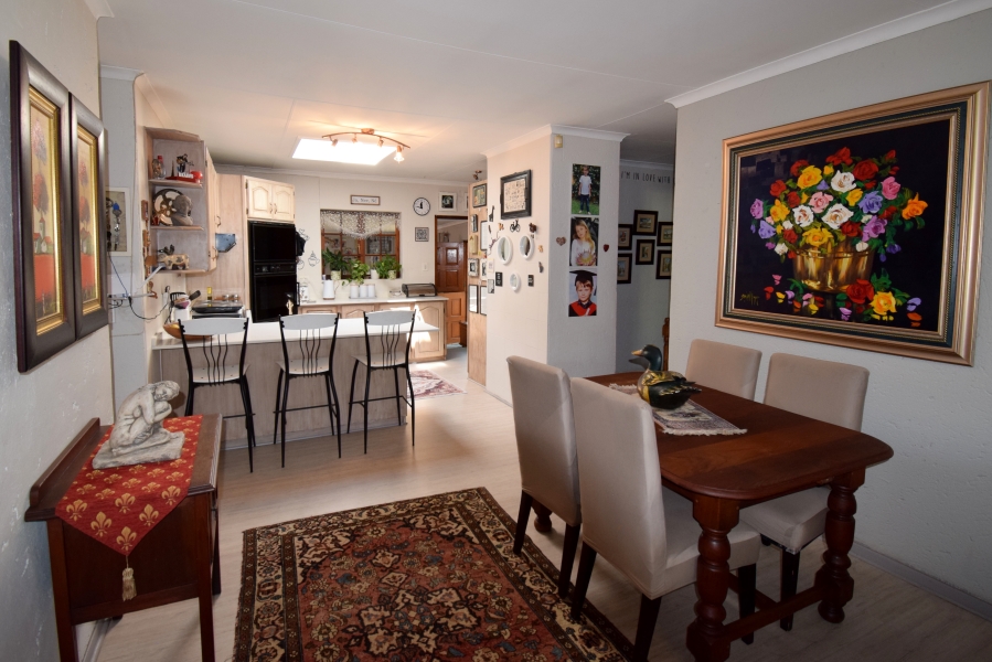 3 Bedroom Property for Sale in Kenleaf Gauteng