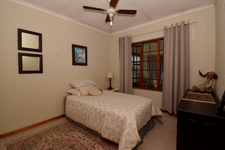 3 Bedroom Property for Sale in Kenleaf Gauteng