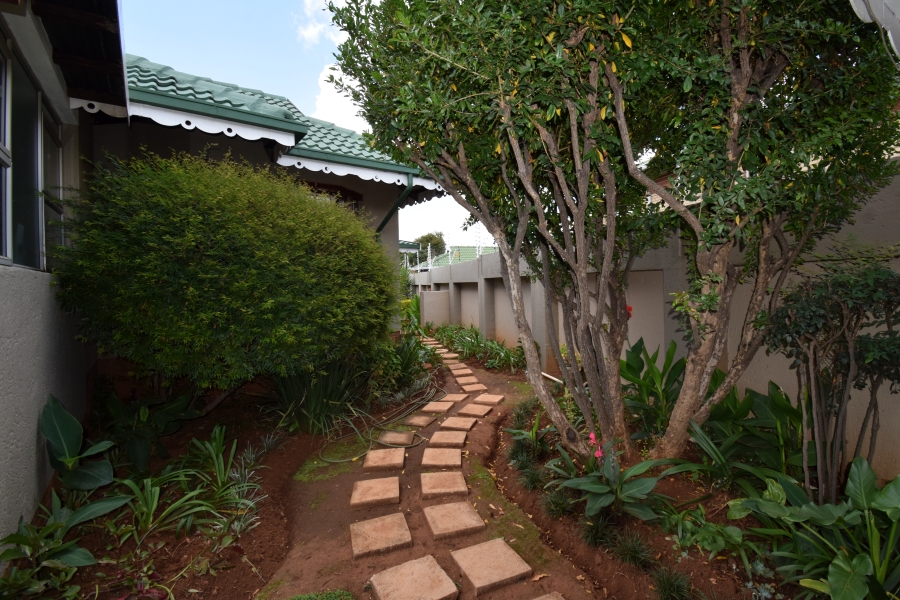 3 Bedroom Property for Sale in Kenleaf Gauteng