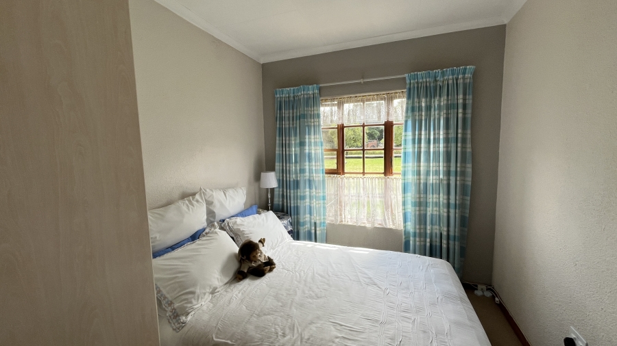 5 Bedroom Property for Sale in Fairlead Gauteng