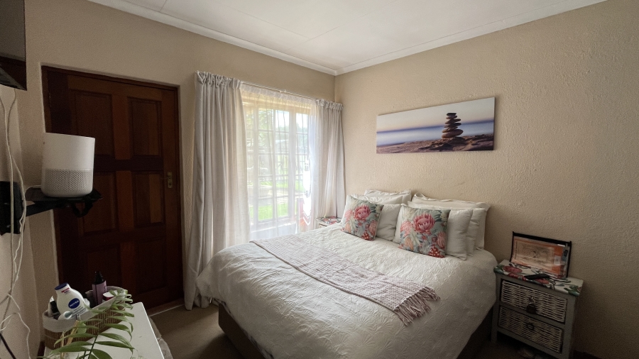 5 Bedroom Property for Sale in Fairlead Gauteng