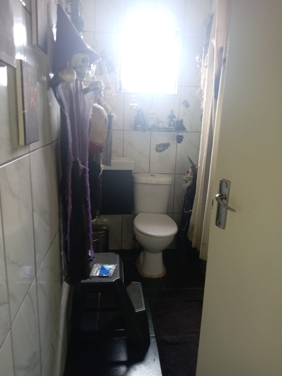 3 Bedroom Property for Sale in Falcon Ridge Gauteng