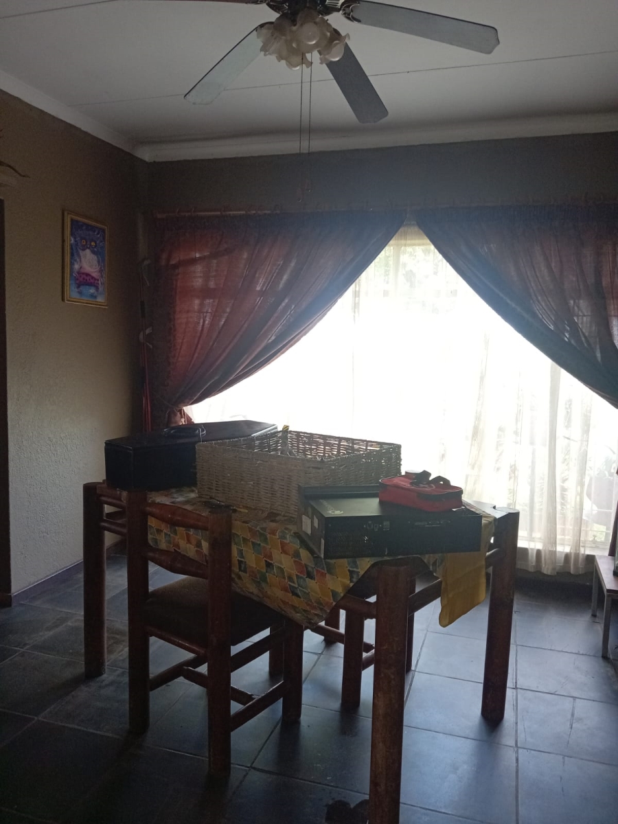 3 Bedroom Property for Sale in Falcon Ridge Gauteng