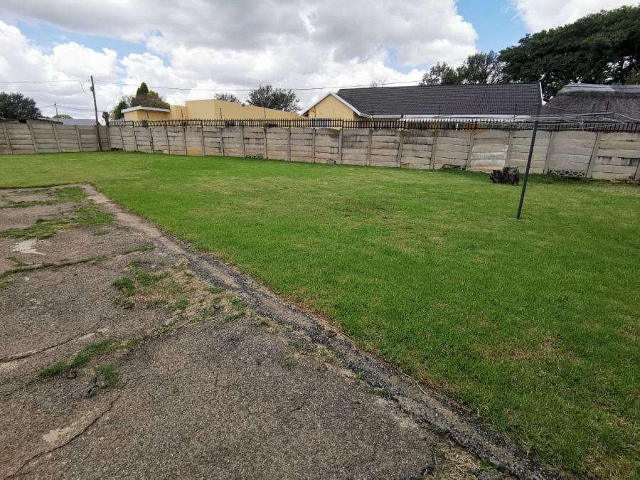 6 Bedroom Property for Sale in Brenthurst Gauteng